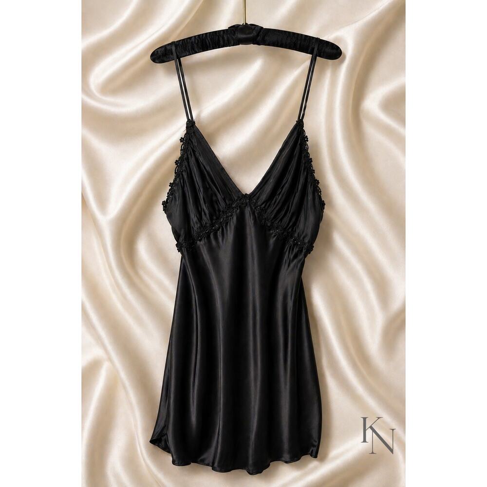 Vintage Victoria’s Secret Gold Label 100% Silk Chemise Black Embroidered Trim L